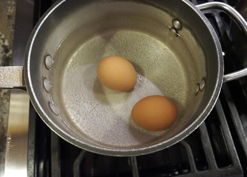 simmering eggs