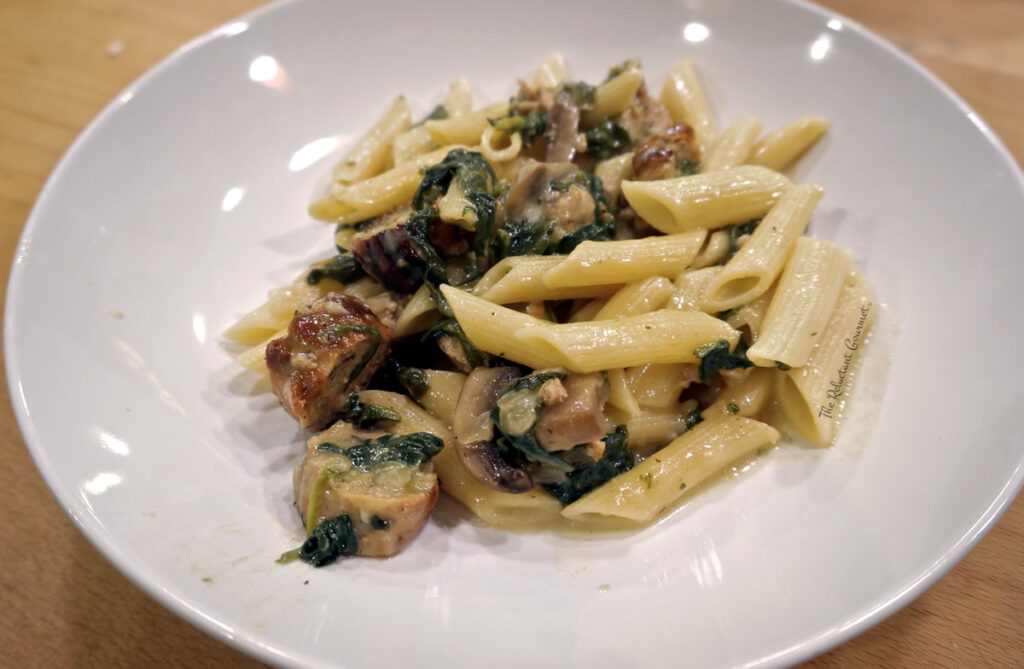 Penne with sausage, mushrooms and spinach