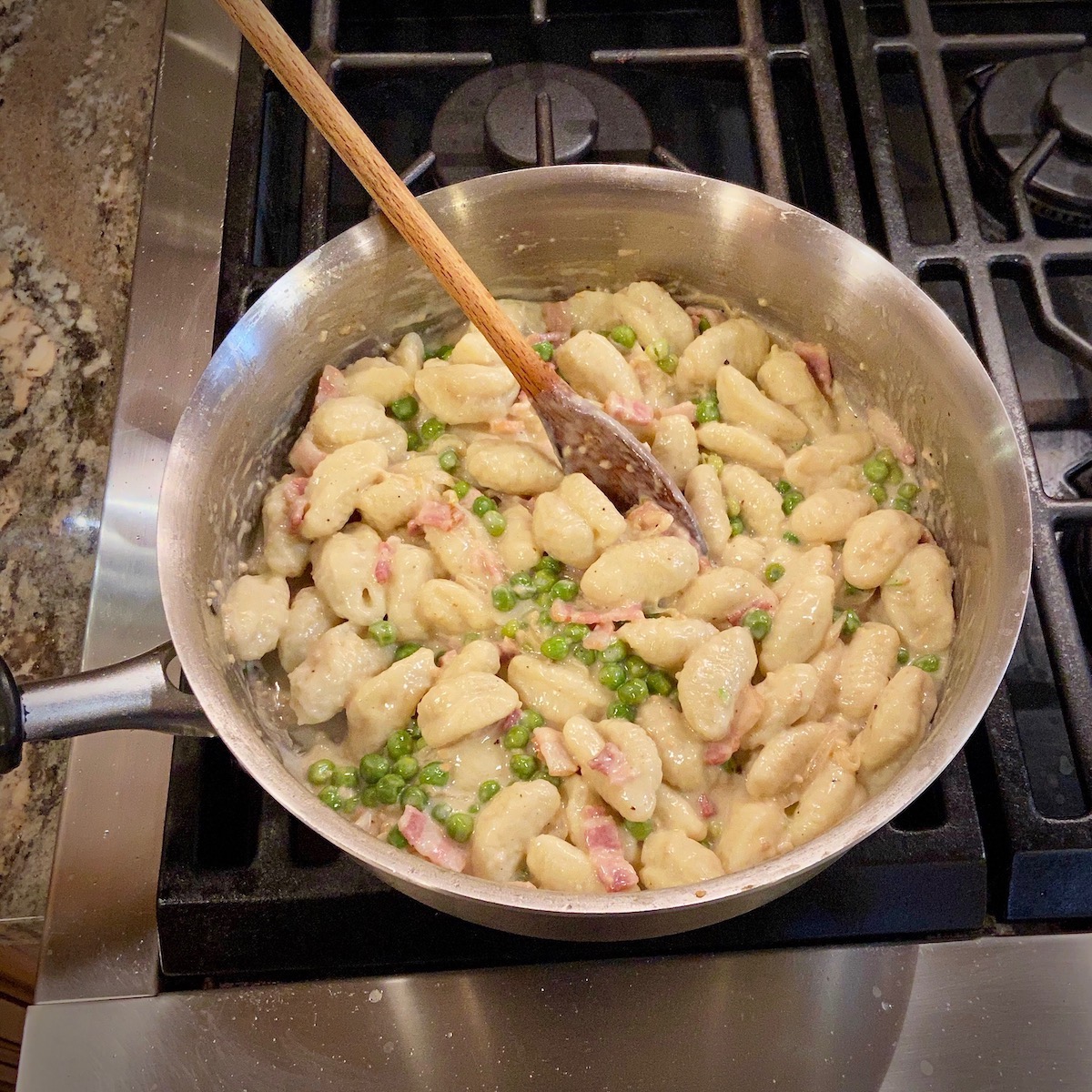 Combining Gnocchi with Cream Sauce