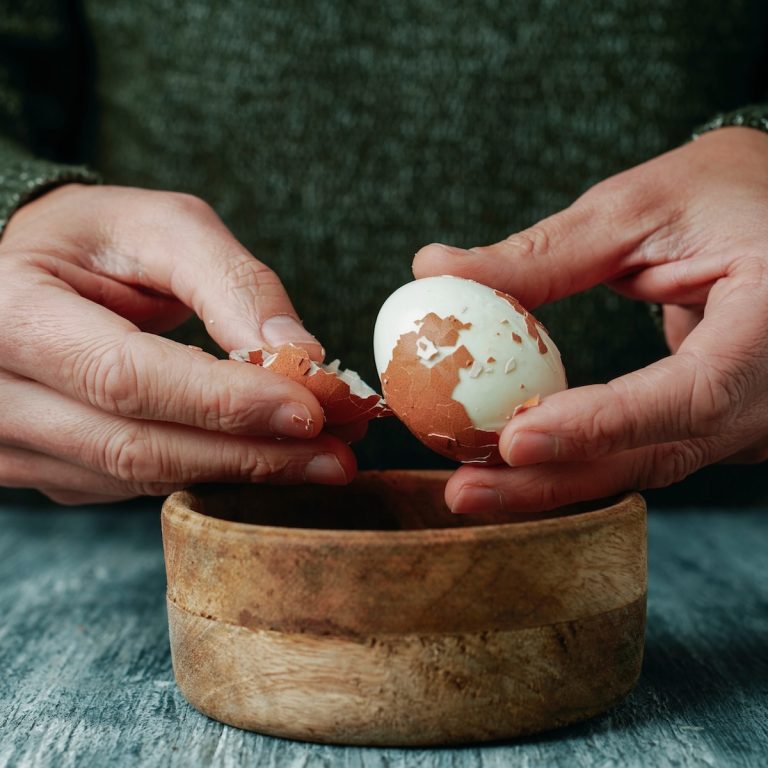 Peeling Hard Boiled Eggs